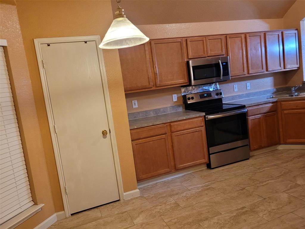 10436 Phantom Hill Road Fort Worth, TX 76140 - Photo 16 of 19