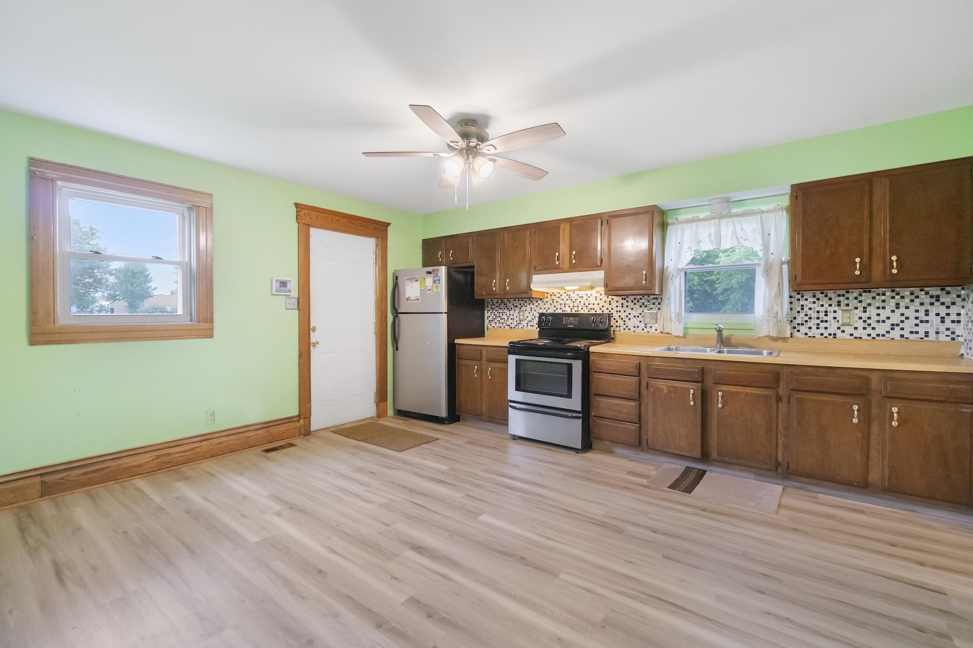 1306 Summit Street Fort Wayne, IN 46803 - Photo 12 of 18 Gallery Image 12