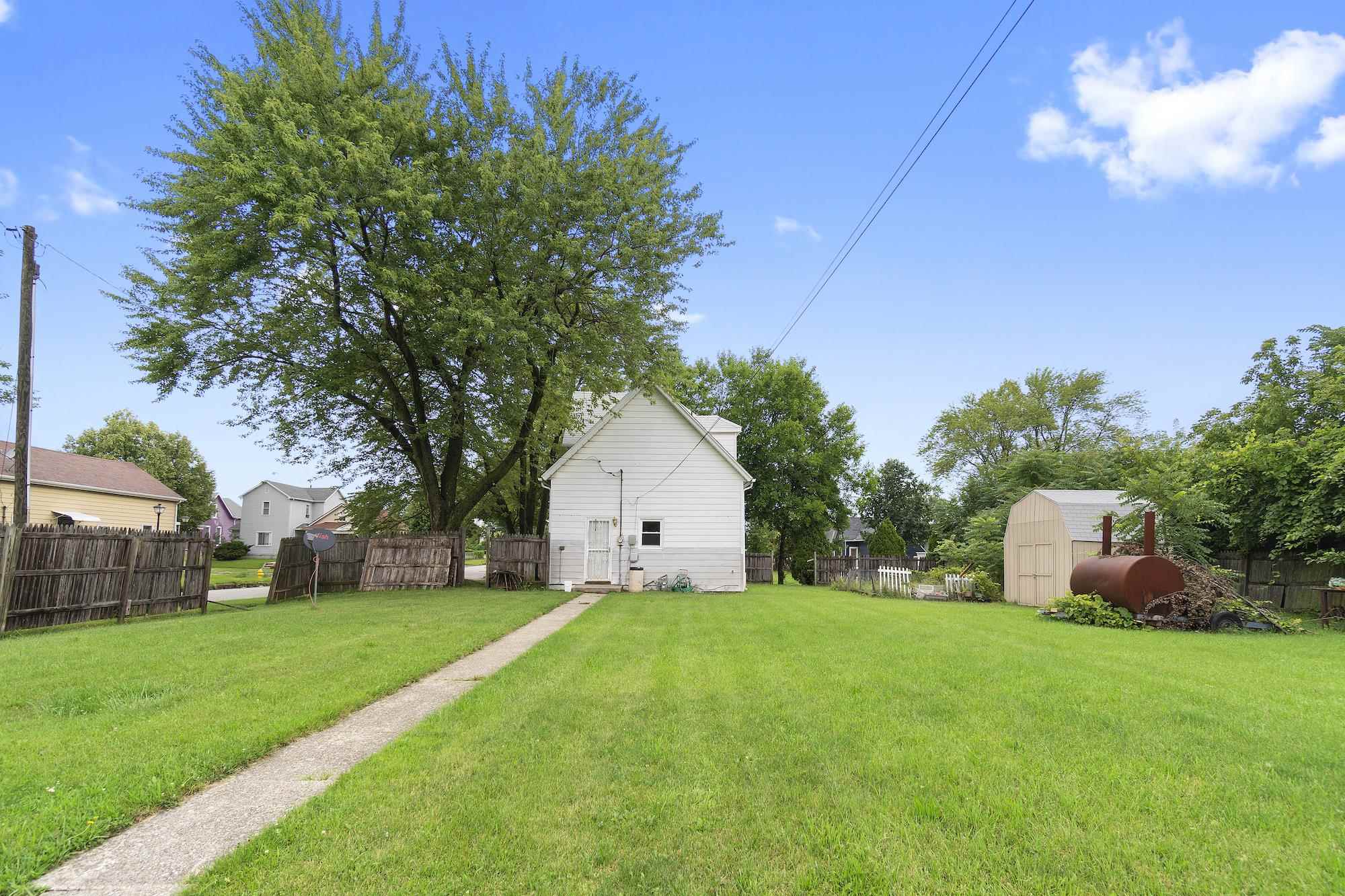 1306 Summit Street Fort Wayne, IN 46803 - Photo 17 of 18 Gallery Image 17