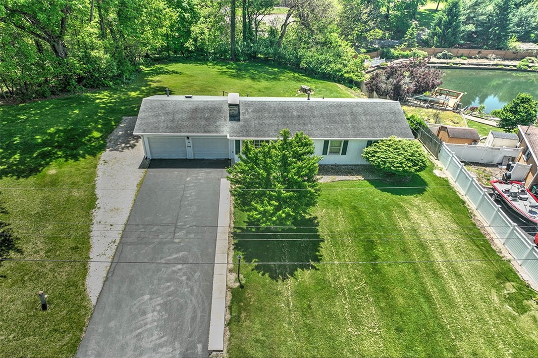 13 Circle Drive Decatur, IL 62521 - Photo 2 of 30