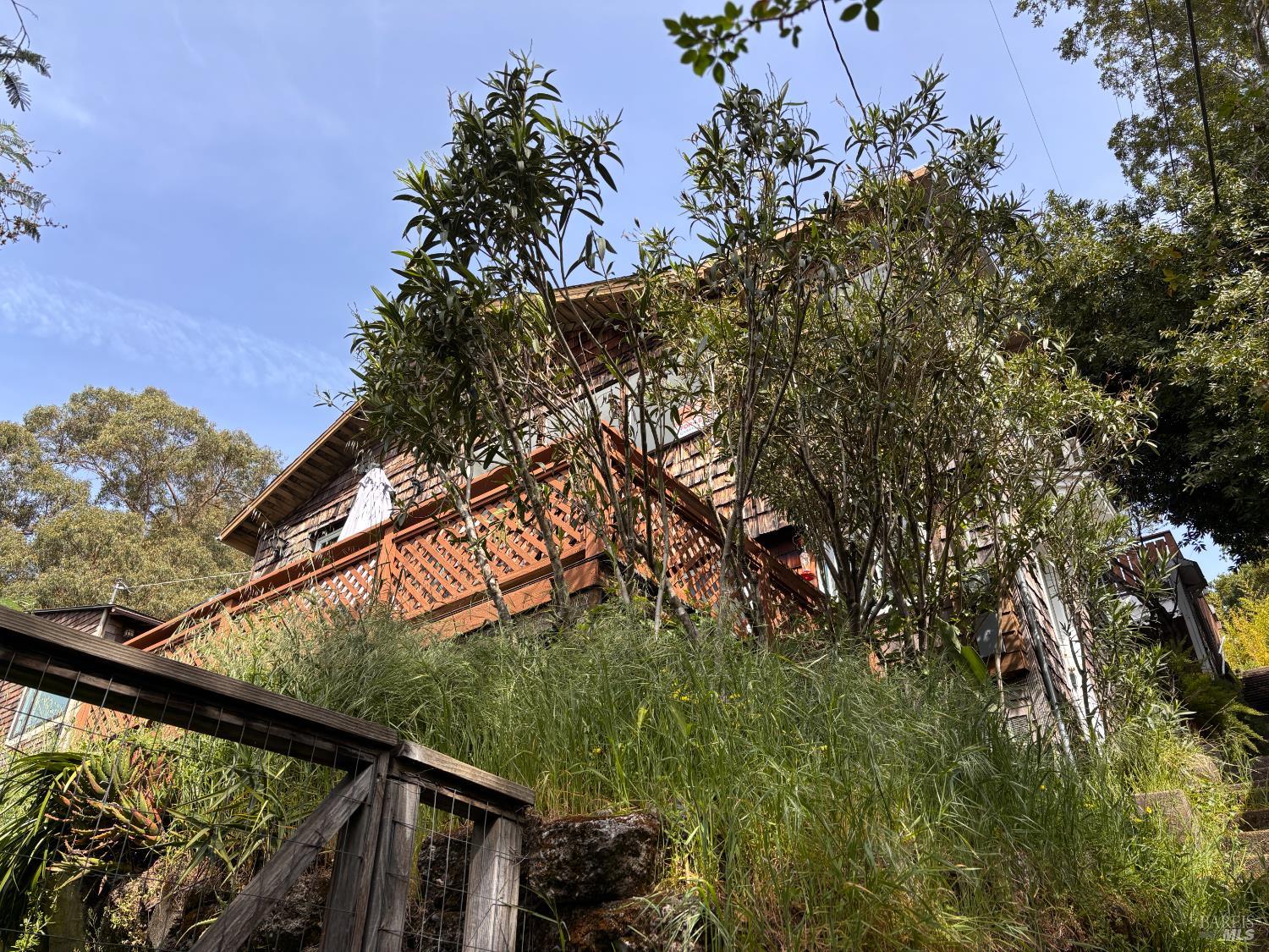 71 Rocca Drive Fairfax, CA 94930 - Photo 3 of 18