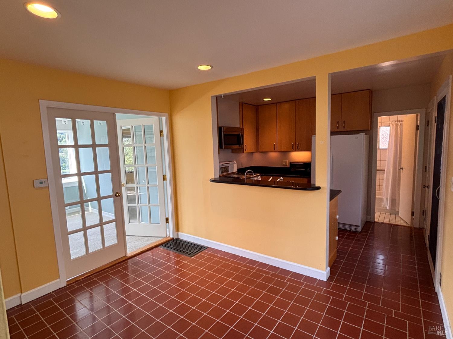 71 Rocca Drive Fairfax, CA 94930 - Photo 6 of 18