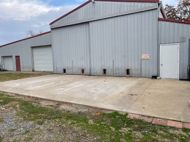 6160 Underwood Road Springfield, TN 37172 - Photo 19 of 21 a view of an entrance to house