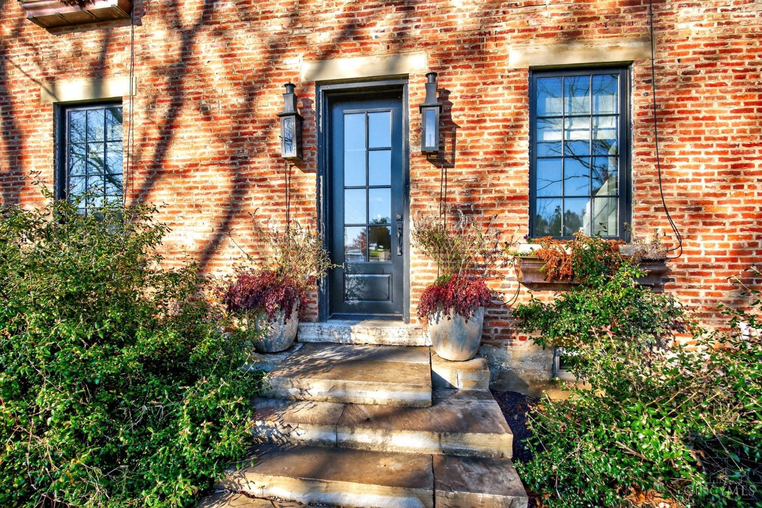 2566 East Lower Springboro Road Waynesville, OH 45068 - Photo 5 of 99