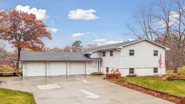 $444,900 | 18922 Yalta Street Northeast, East Bethel, MN 55092