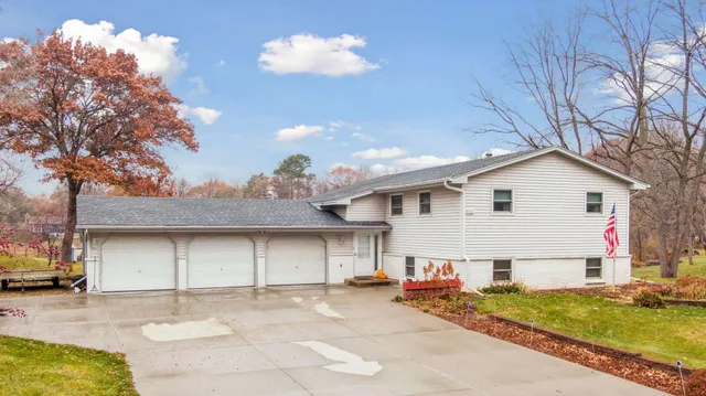 $474,900 | 18922 Yalta Street Northeast, East Bethel, MN 55092