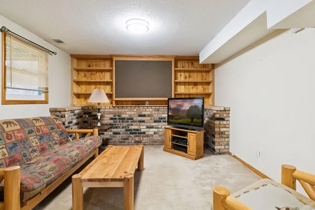 $444,900 | 18922 Yalta Street Northeast, East Bethel, MN 55092