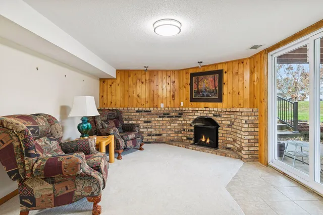 $444,900 | 18922 Yalta Street Northeast, East Bethel, MN 55092