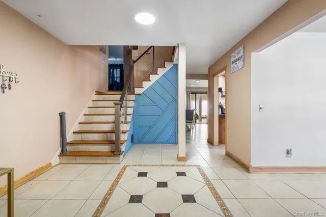 a view of entryway and hall