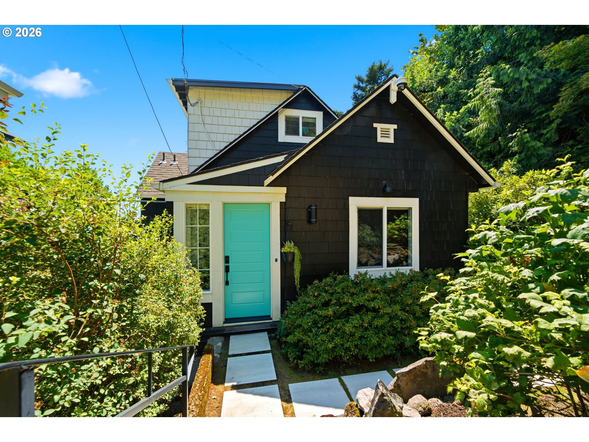 3810 Southwest Grover Street Portland, OR 97221 - Photo 5 of 48