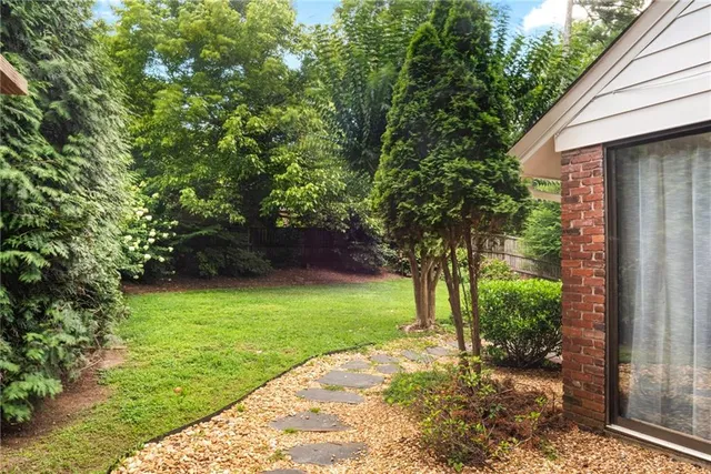 $6,000 | 1257 Briar Hills Drive Northeast, Atlanta, GA 30306