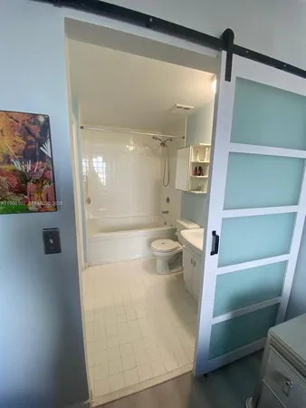 $2,800 | 10 Southwest South River Drive, Unit 1608, Miami, FL 33130