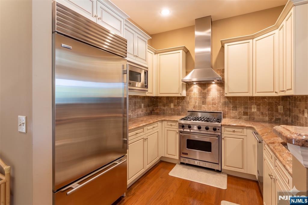4102 Piermont Road Tenafly, NJ 07670 - Photo 14 of 31