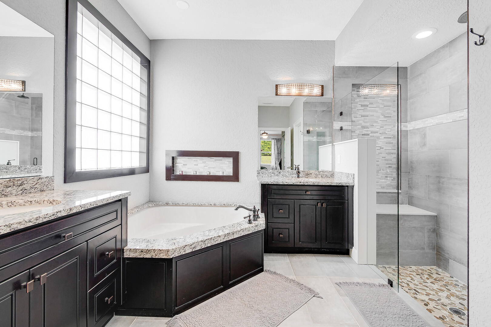 11201 Laurel Walk Road Wellington, FL 33449 - Photo 15 of 42 Master Bath