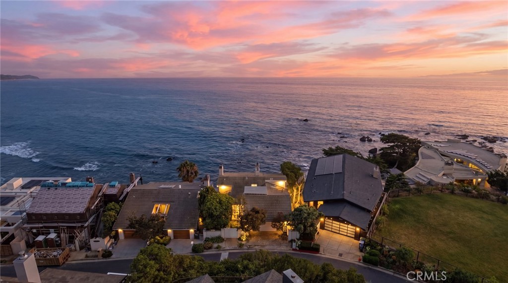 31532 Victoria Point Road Malibu, CA 90265 - Photo 42 of 44