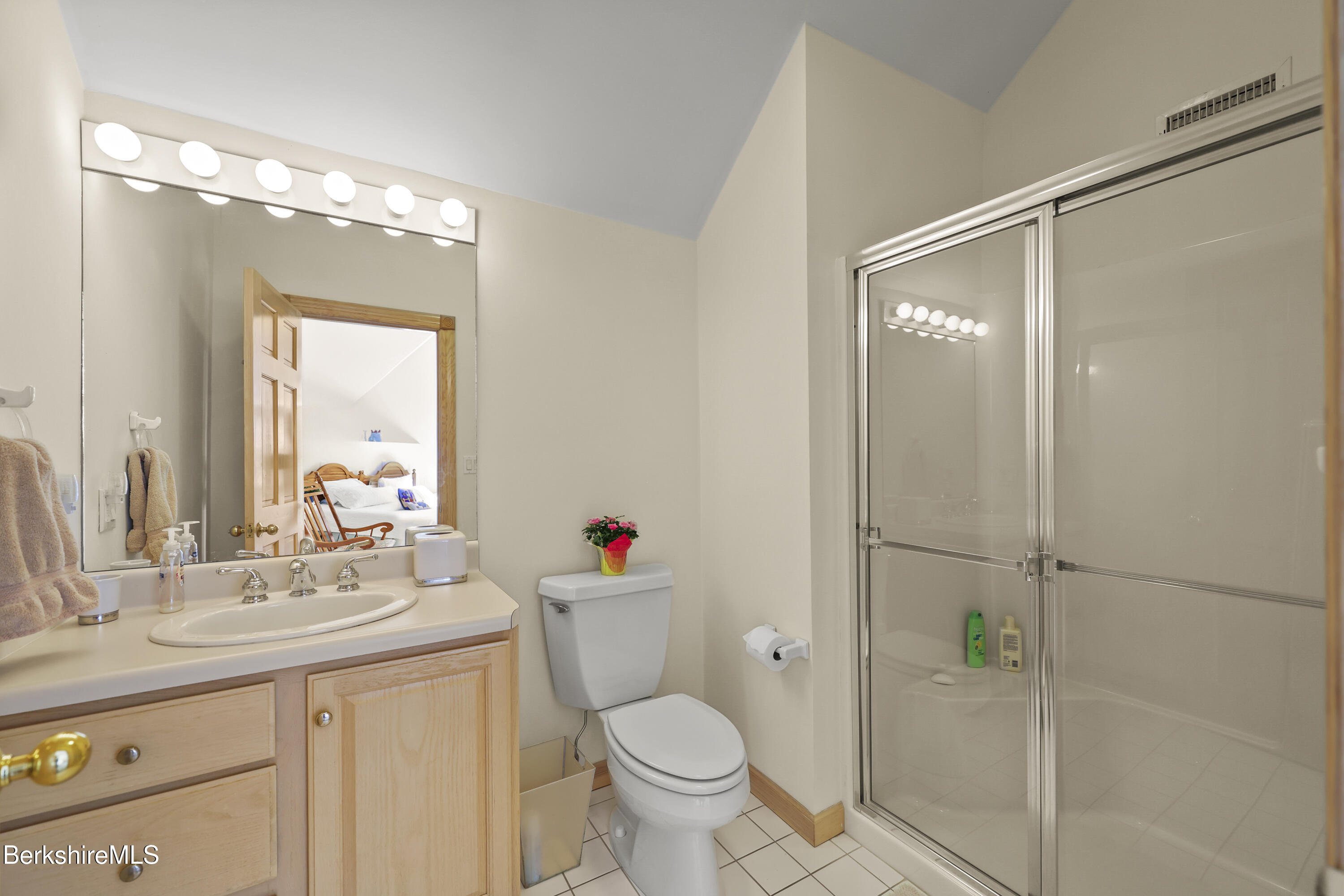 34 Millard Road Egremont, MA 01230 - Photo 73 of 82 265 Second Floor Guest Suite Bathroom Fo