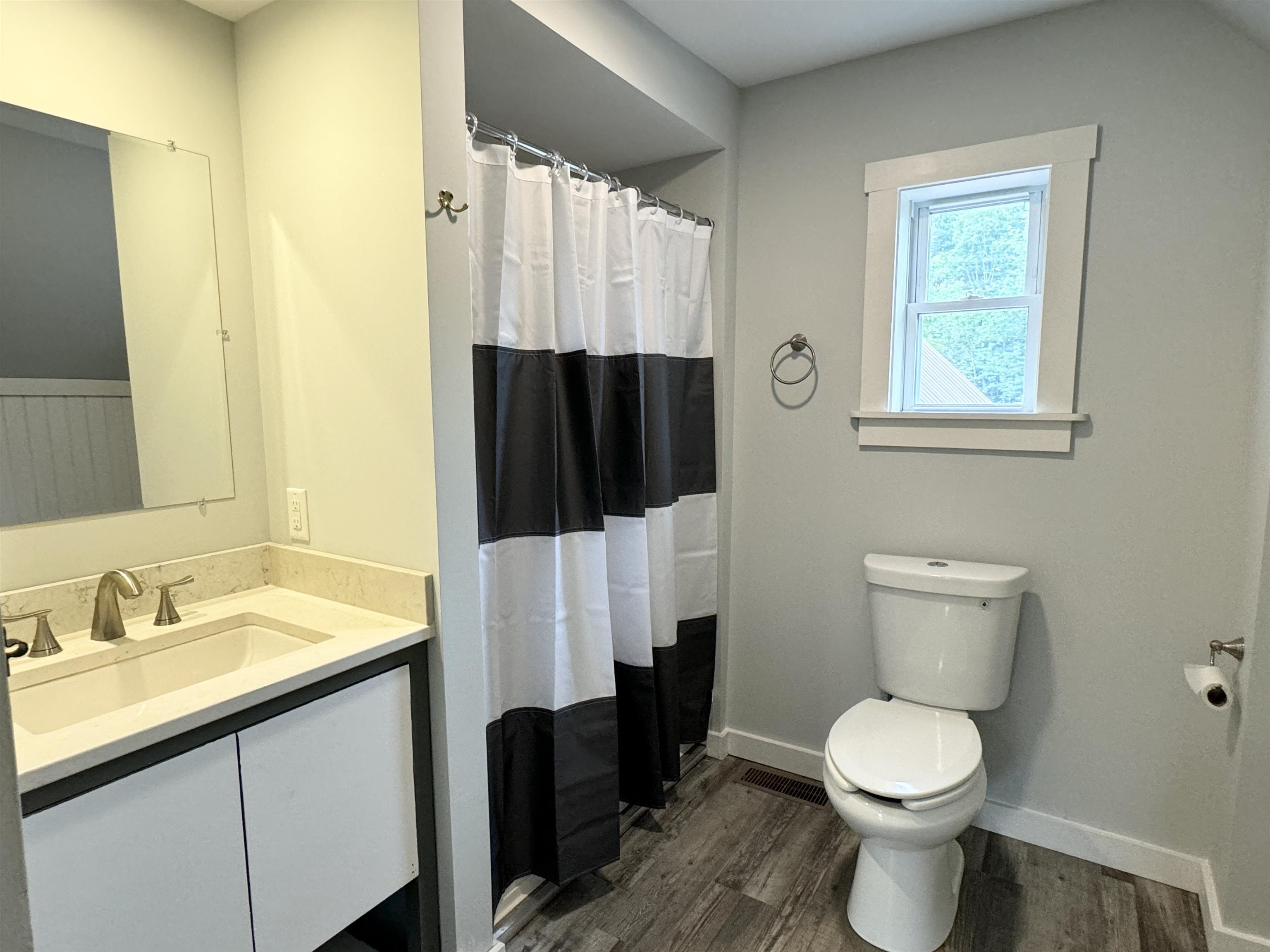 82 Maple Street Newport, VT 05855 - Photo 15 of 27 Gallery Image 15