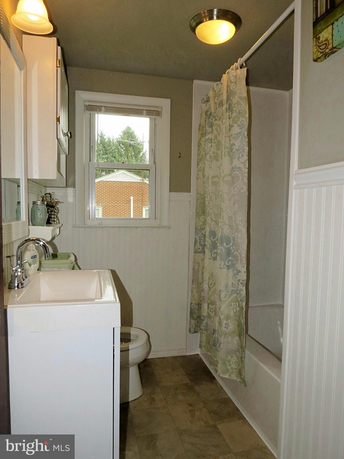 3700 Ridge Road Westminster, MD 21157 - Photo 15 of 27 Updated Hall Bath