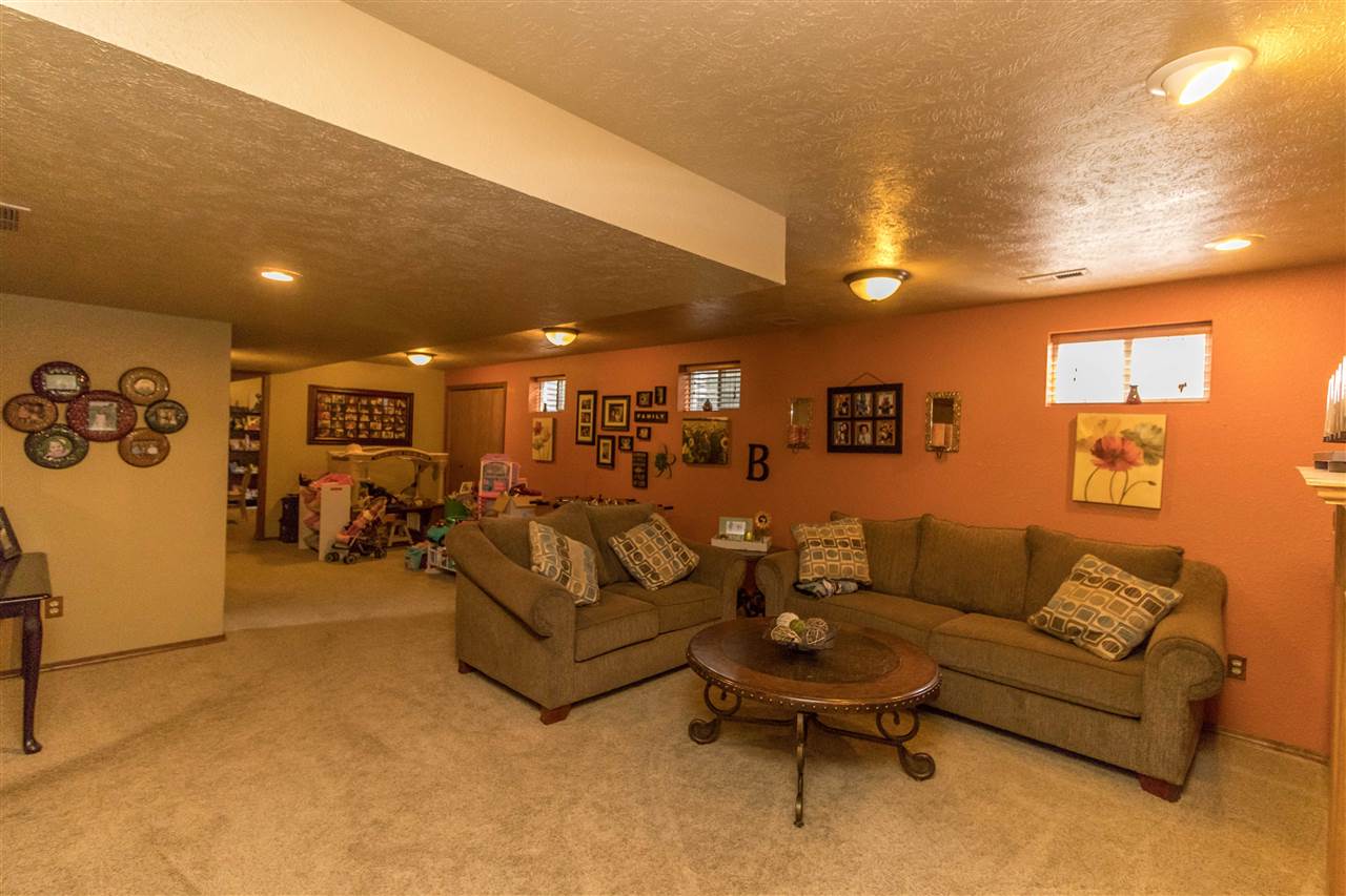 5319 West Ridgecrest Drive Spokane, WA 99208 - Photo 15 of 20 Gallery Image 15