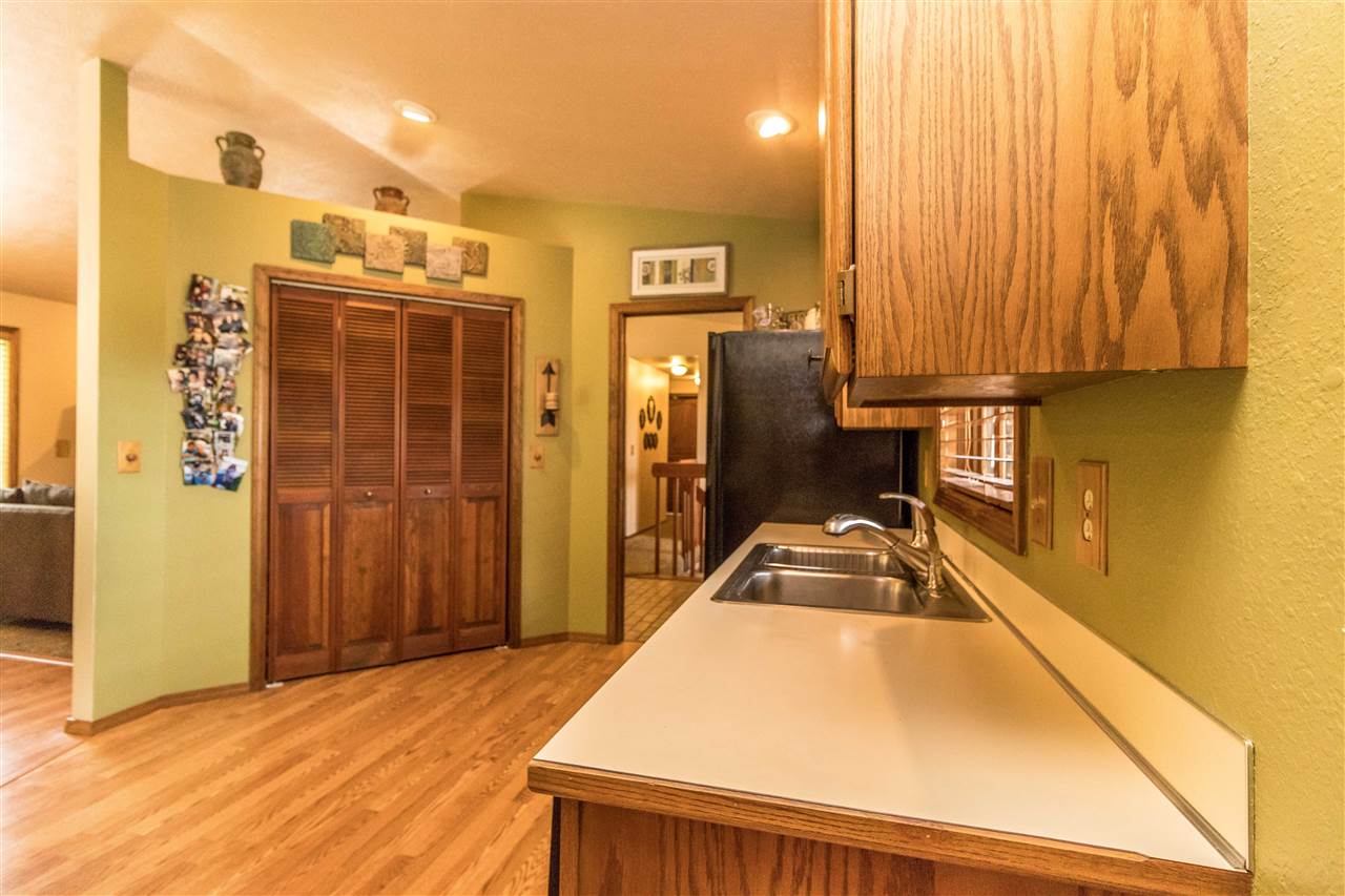 5319 West Ridgecrest Drive Spokane, WA 99208 - Photo 7 of 20 Gallery Image 7