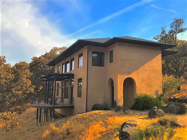 1607 Catron Road Mosier, OR 97040 - Photo 2 of 31 Gallery Image 2