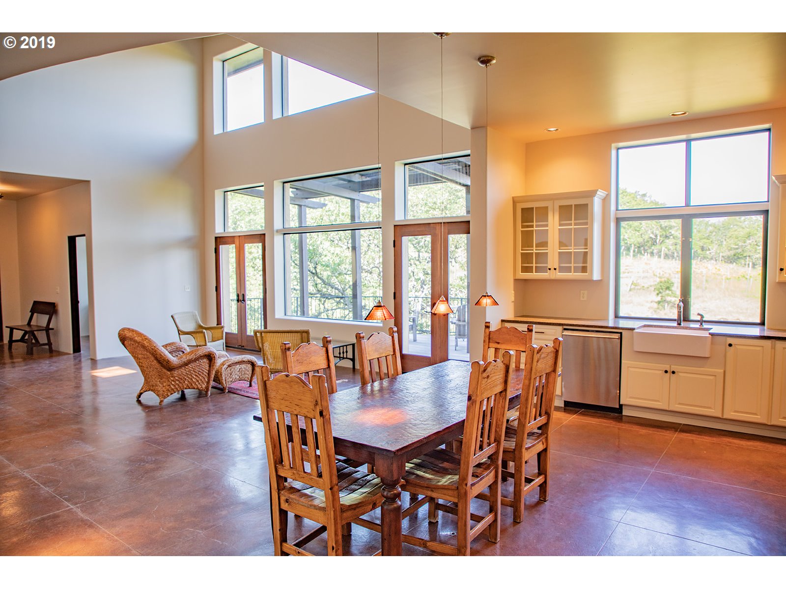 1607 Catron Road Mosier, OR 97040 - Photo 12 of 31 Gallery Image 12