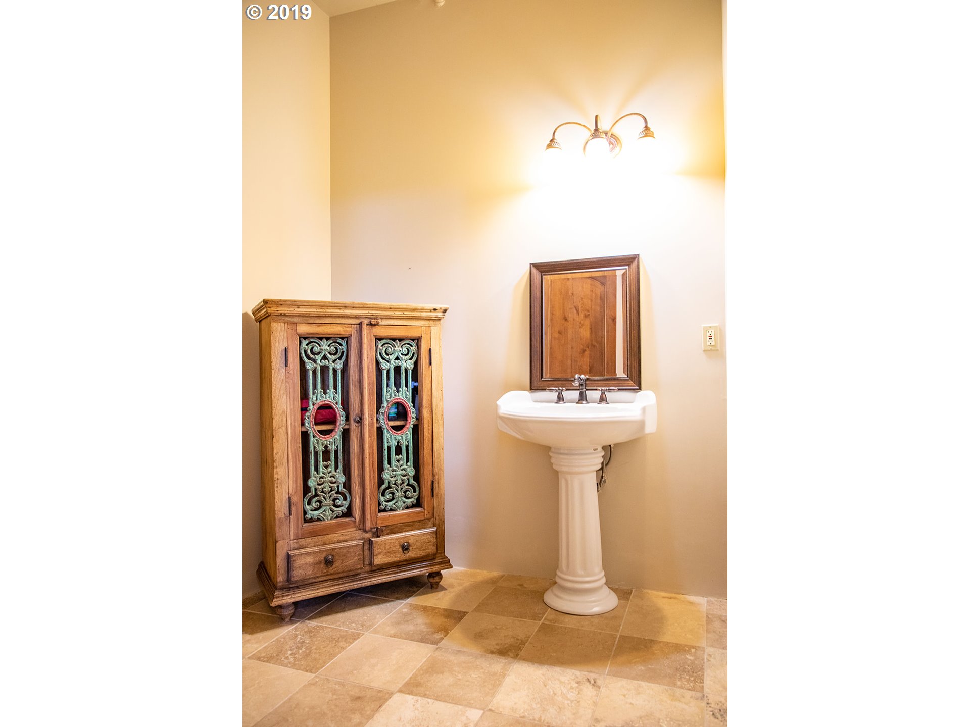 1607 Catron Road Mosier, OR 97040 - Photo 15 of 31 Gallery Image 15