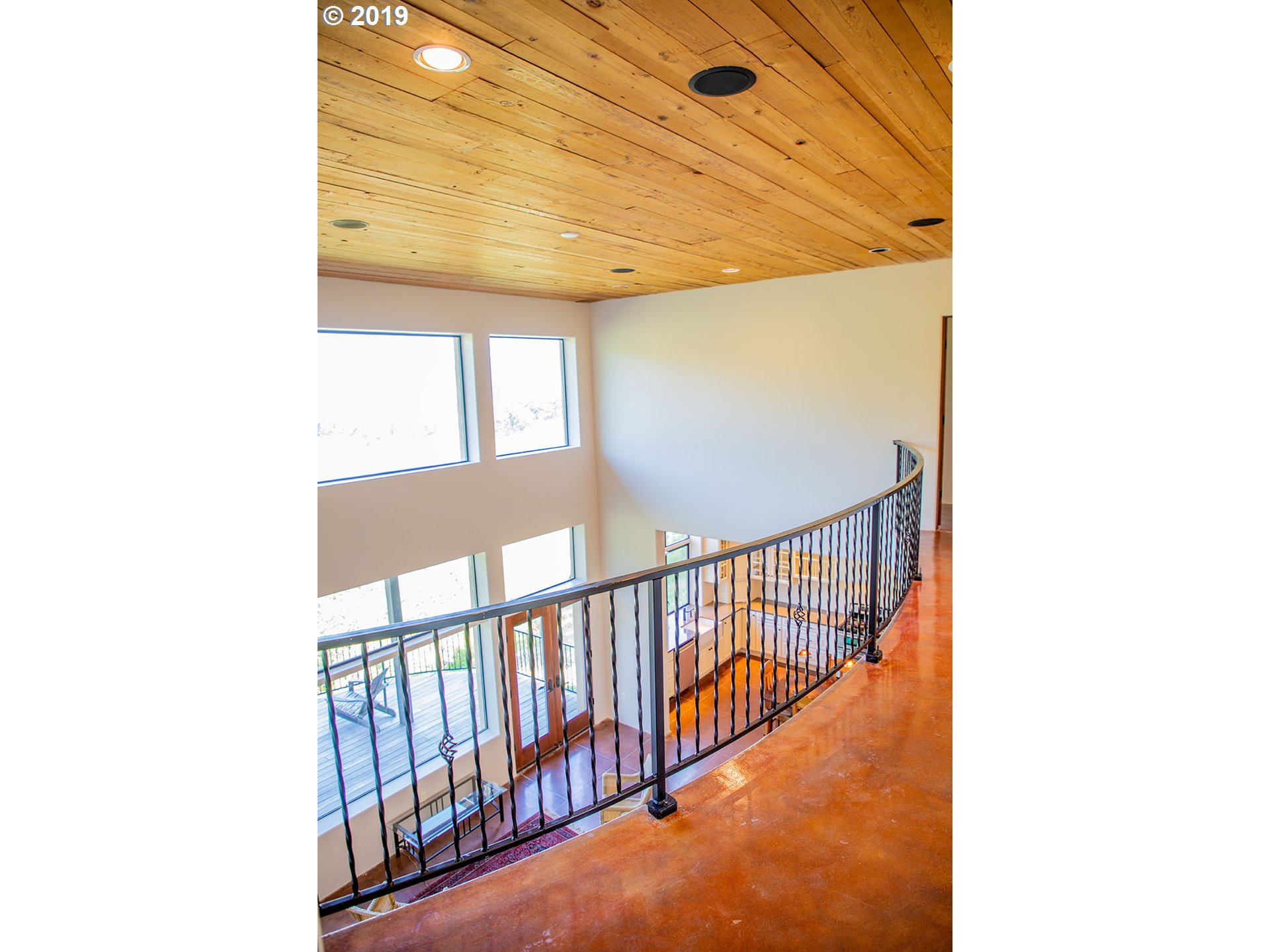 1607 Catron Road Mosier, OR 97040 - Photo 18 of 31 Gallery Image 18