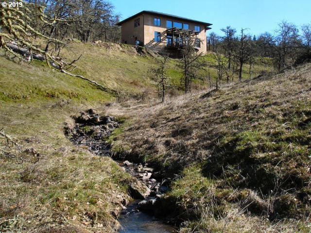 1607 Catron Road Mosier, OR 97040 - Photo 25 of 31 Gallery Image 25