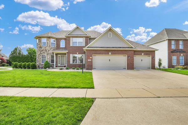 $589,000 | 1821 Benodot Street, Champaign, IL 61822