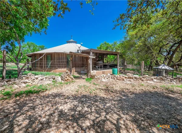 $275,000 | 21500 Firefly Road, Florence, TX 76527