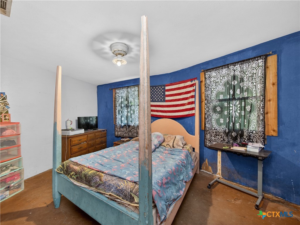 21500 Firefly Road Florence, TX 76527 - Photo 11 of 39