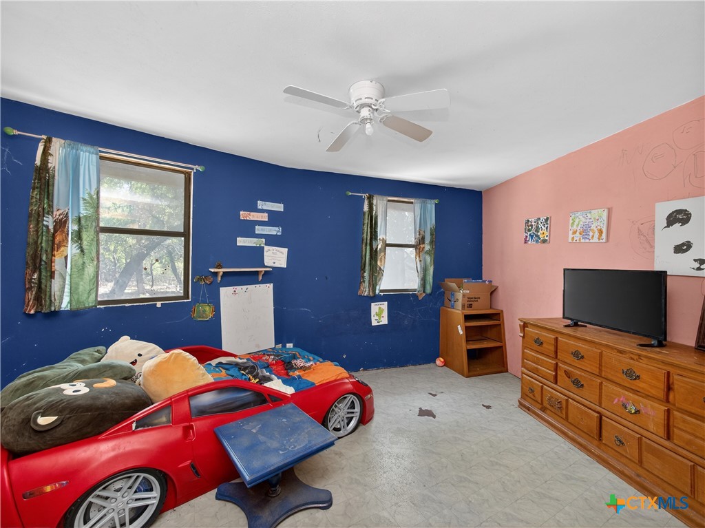 21500 Firefly Road Florence, TX 76527 - Photo 13 of 39