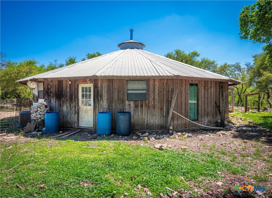 21500 Firefly Road Florence, TX 76527 - Photo 21 of 39