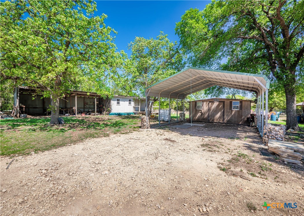 21500 Firefly Road Florence, TX 76527 - Photo 24 of 39