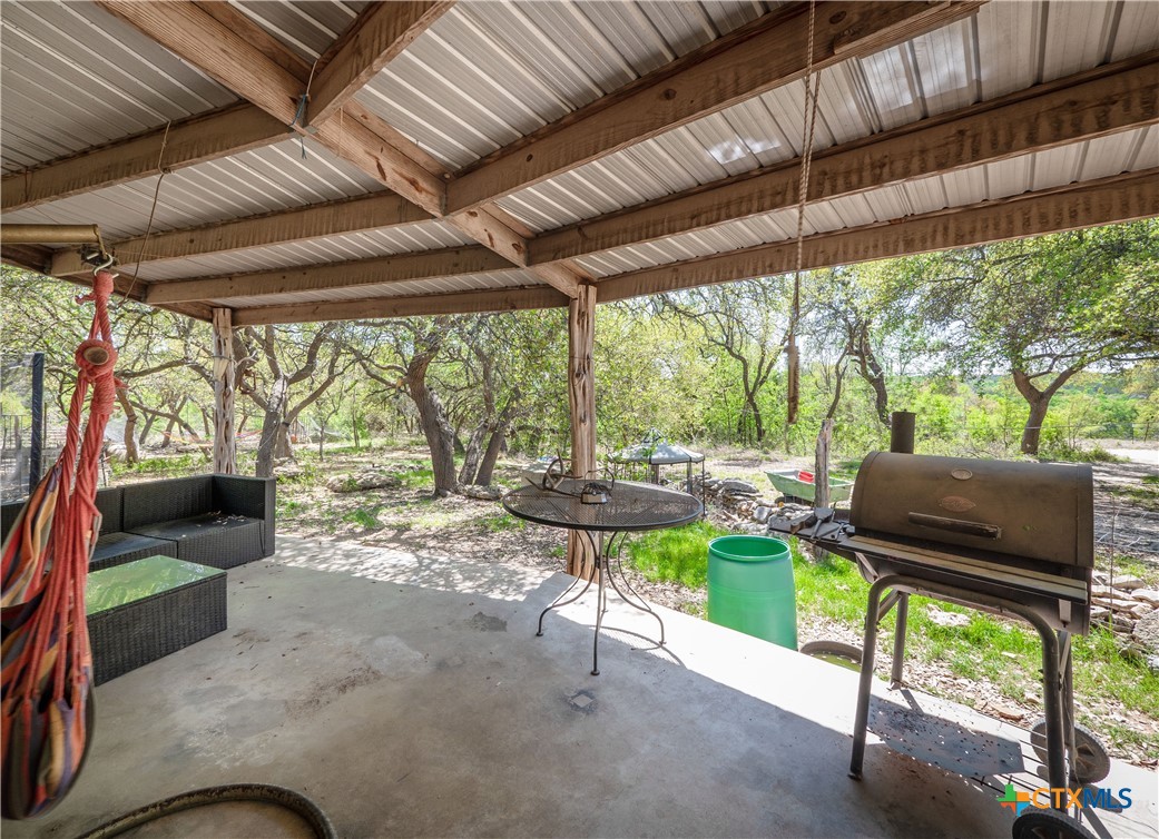 21500 Firefly Road Florence, TX 76527 - Photo 4 of 39