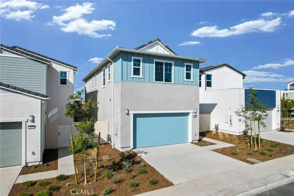 $5,750 | 178 Yugen, Irvine, CA 92618