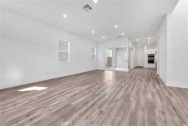 $5,750 | 178 Yugen, Irvine, CA 92618