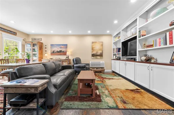 $325,000 | 67 Mill Street, Elsah, IL 62028