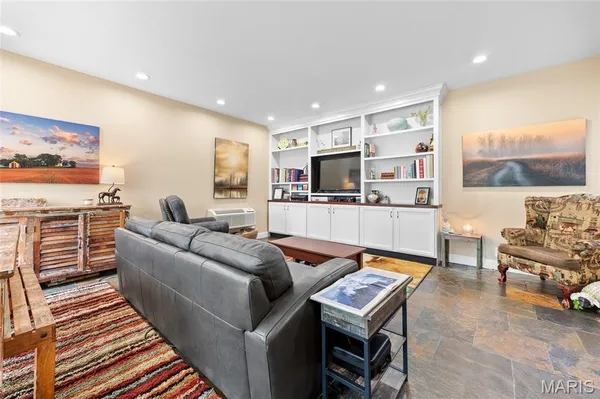 $325,000 | 67 Mill Street, Elsah, IL 62028