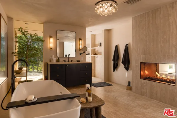 $40,000 | 6048 Philip Avenue, Malibu, CA 90265