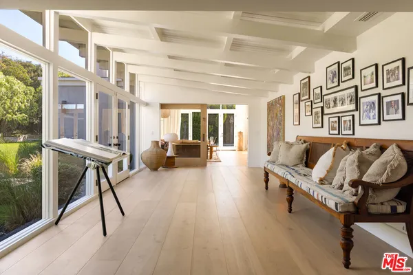 $40,000 | 6048 Philip Avenue, Malibu, CA 90265
