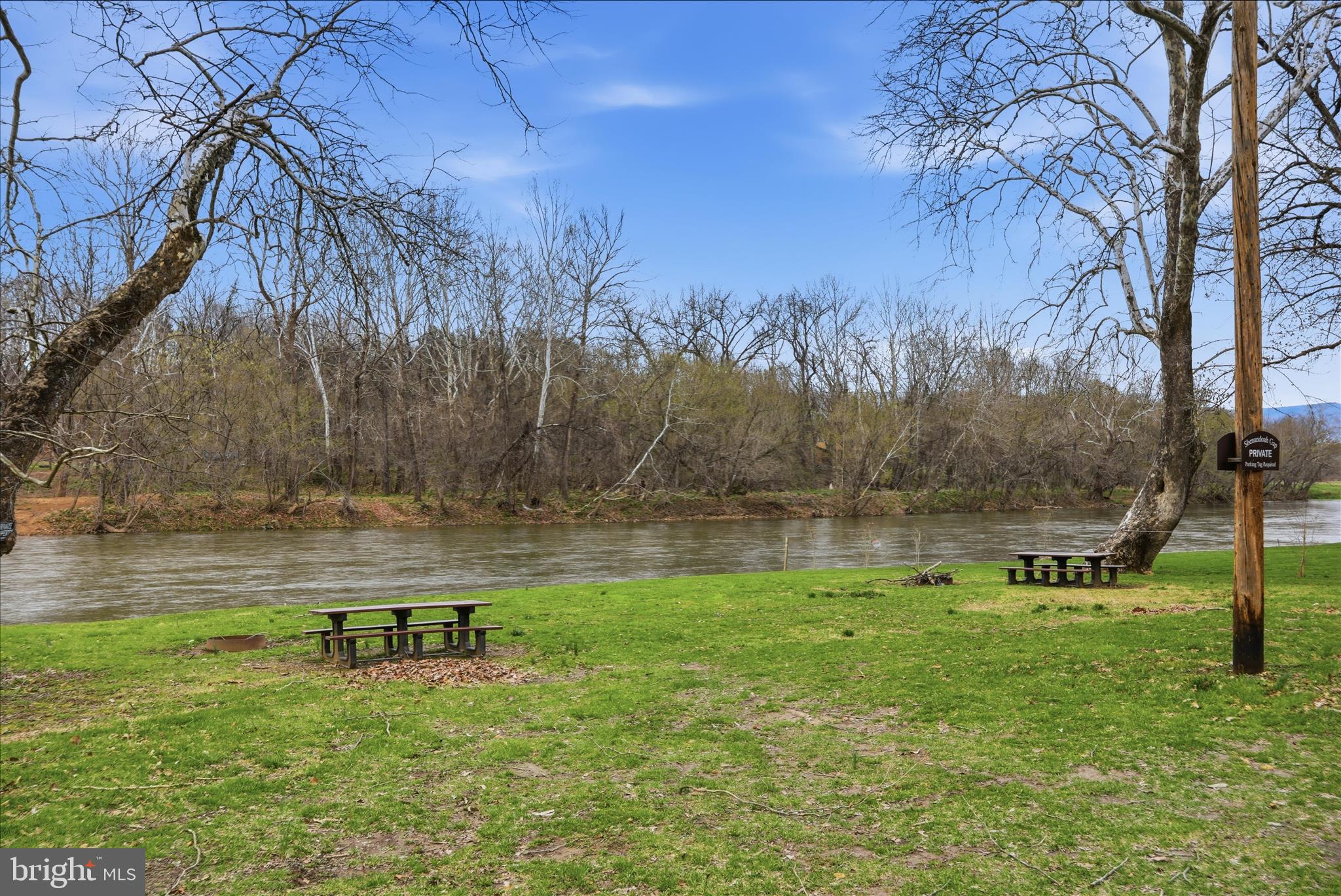 509 River View Place Shenandoah, VA 22849 - Photo 5 of 39 a backyard of a house with lots of green space