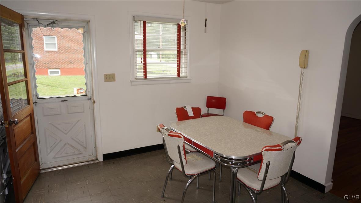 3271 Bingen Road Bethlehem, PA 18015 - Photo 11 of 35 Gallery Image 11