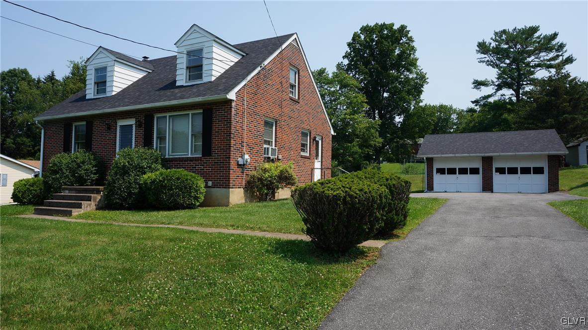 3271 Bingen Road Bethlehem, PA 18015 - Photo 3 of 35 Gallery Image 3