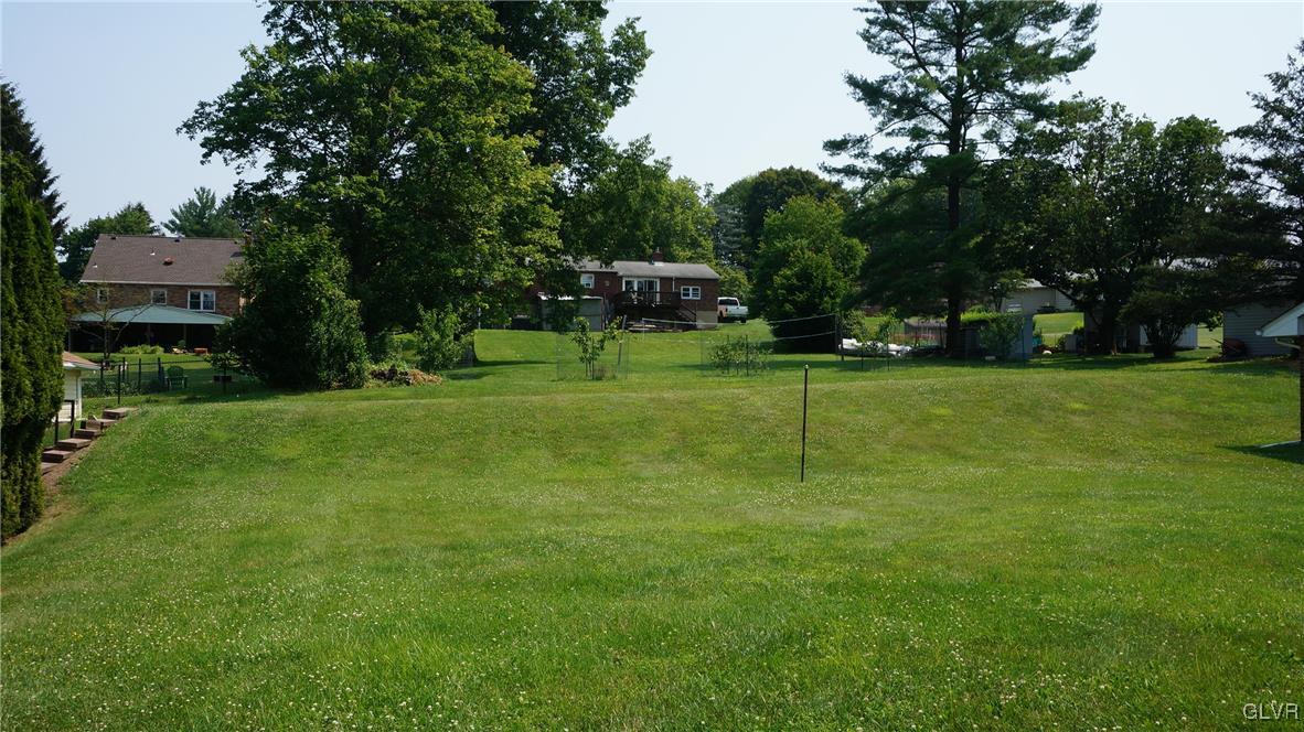 3271 Bingen Road Bethlehem, PA 18015 - Photo 32 of 35 Gallery Image 32