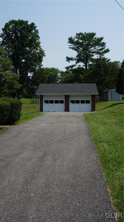 3271 Bingen Road Bethlehem, PA 18015 - Photo 4 of 35 Gallery Image 4