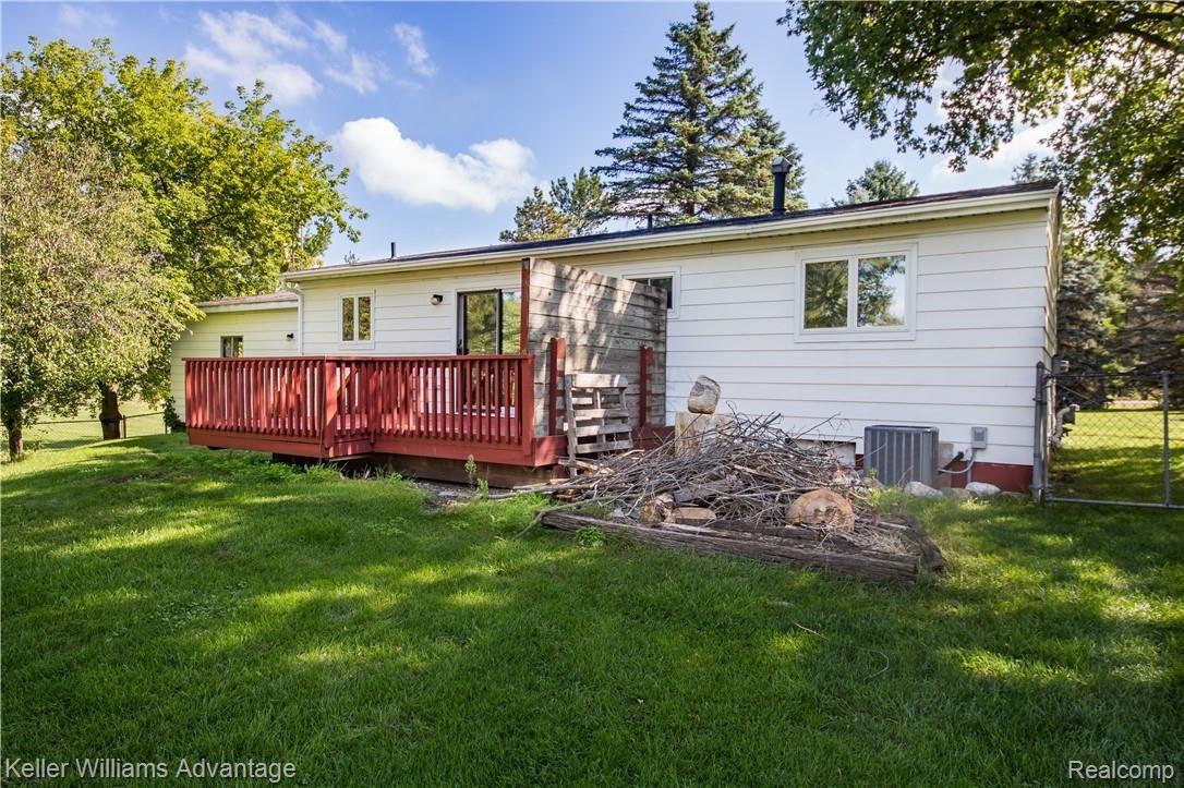 3496 South Irish Road Davison, MI 48423 - Photo 34 of 39 Irish Rd_3496_Back_03.jpg