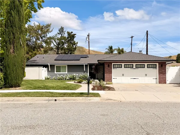 $1,749,000 | 26111 Hatmor Drive, Calabasas, CA 91302