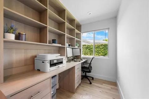 $1,749,000 | 26111 Hatmor Drive, Calabasas, CA 91302